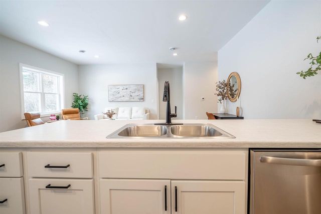 126 BENNINGTON COURT, Plover, WI 54467