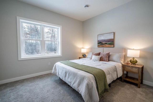 126 BENNINGTON COURT, Plover, WI 54467