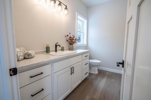 126 BENNINGTON COURT, Plover, WI 54467