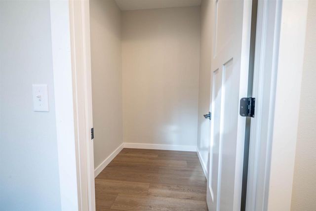 126 BENNINGTON COURT, Plover, WI 54467