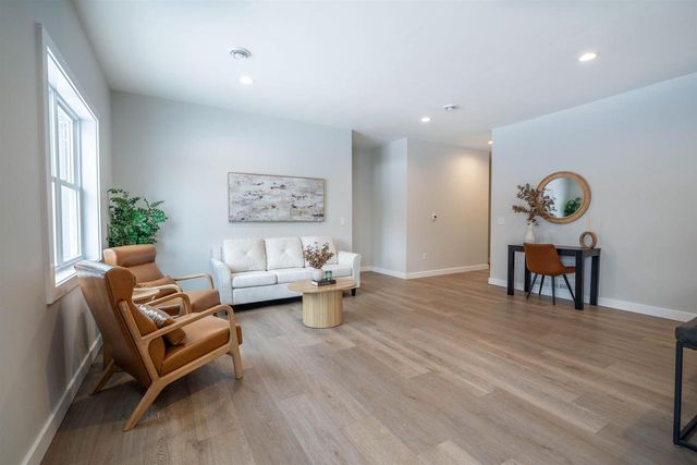 126 BENNINGTON COURT, Plover, WI 54467