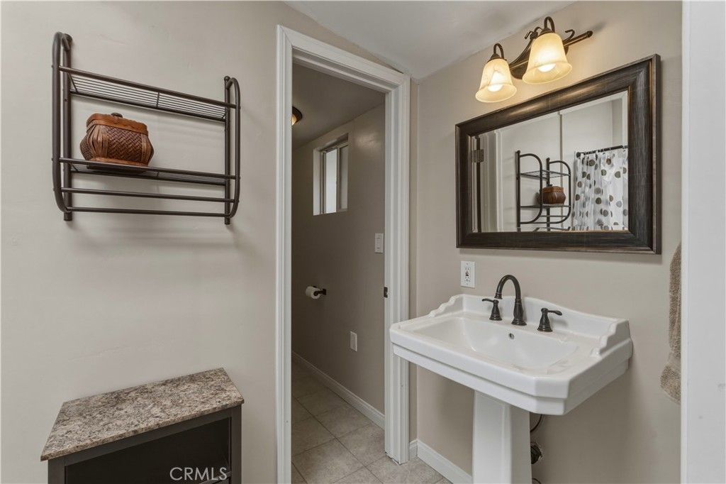 Image 37 of property listing at 1611 Hillcrest, Fallbrook, CA 92028