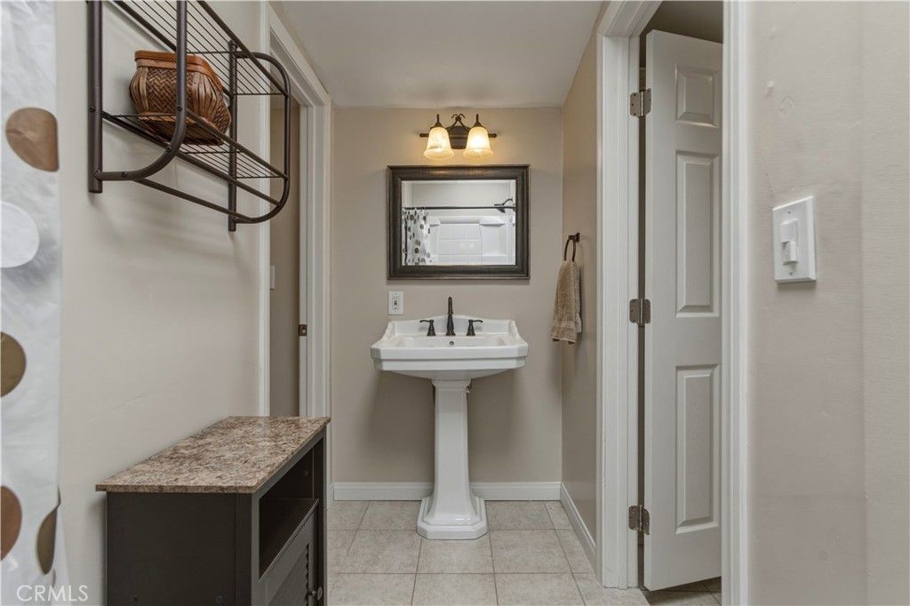 Image 38 of property listing at 1611 Hillcrest, Fallbrook, CA 92028