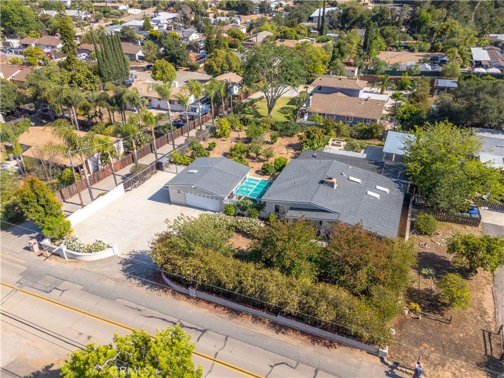 Image 65 of property listing at 1611 Hillcrest, Fallbrook, CA 92028