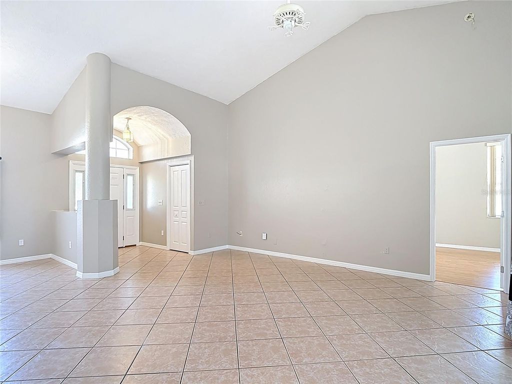 Image 14 of property listing at 3310 DELTONA, Spring Hill, FL 34606