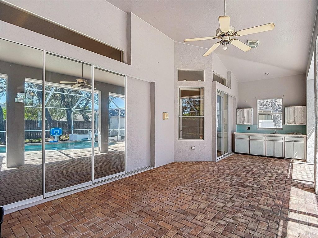 Image 67 of property listing at 3310 DELTONA, Spring Hill, FL 34606