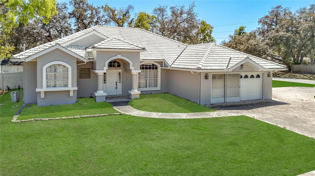 Image 8 of property listing at 3310 DELTONA, Spring Hill, FL 34606