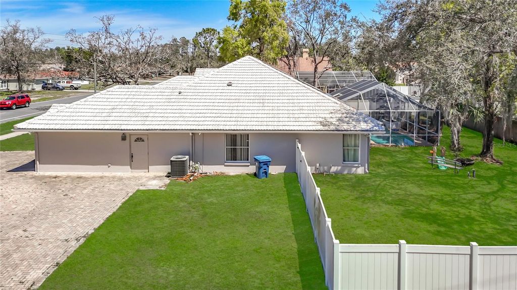 Image 82 of property listing at 3310 DELTONA, Spring Hill, FL 34606