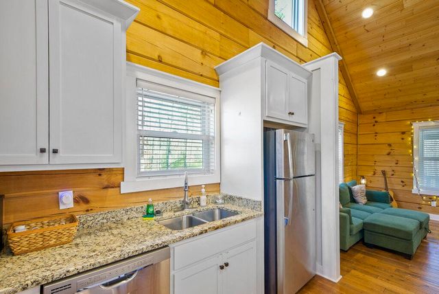 11830 U.S. 41, Monteagle, TN 37356