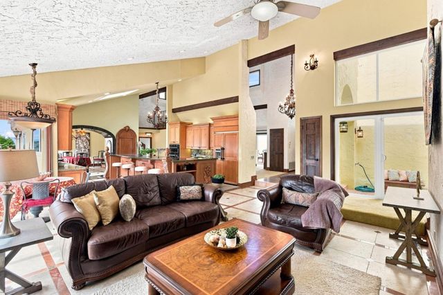 15800 Simoni Drive, San Jose, CA 95127