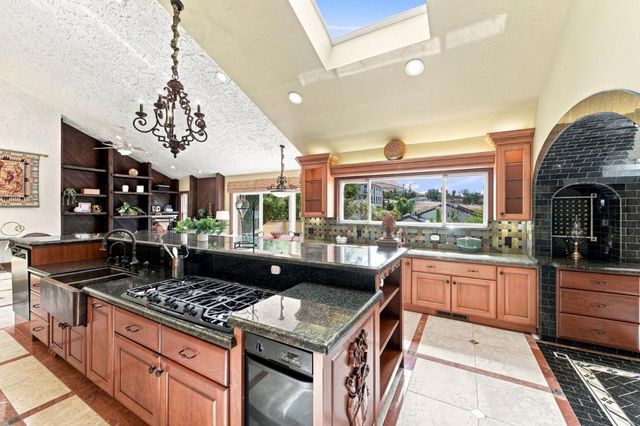 15800 Simoni Drive, San Jose, CA 95127