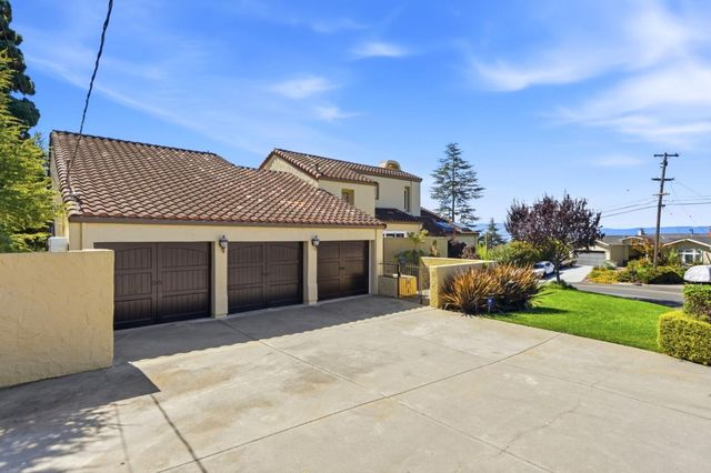 15800 Simoni Drive, San Jose, CA 95127