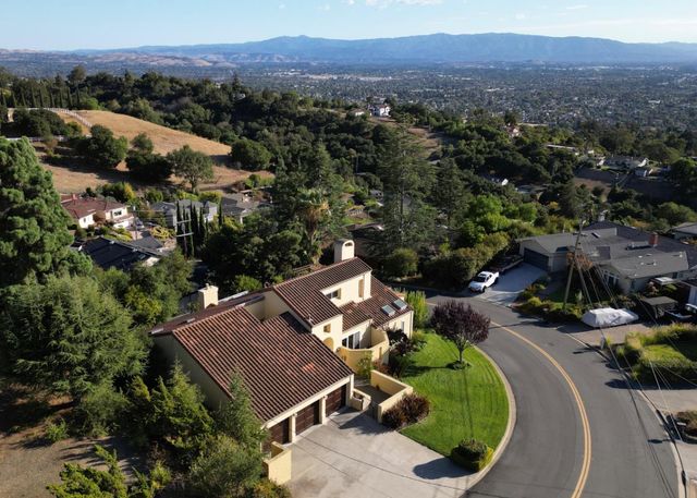 15800 Simoni Drive, San Jose, CA 95127