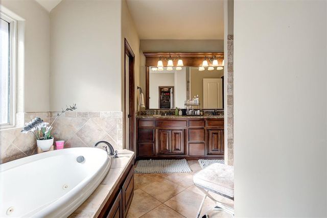 3604 Wayfield Avenue, Oklahoma City, OK 73179