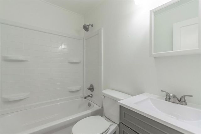 222 W Ercoupe Drive, Oklahoma City, OK 73110