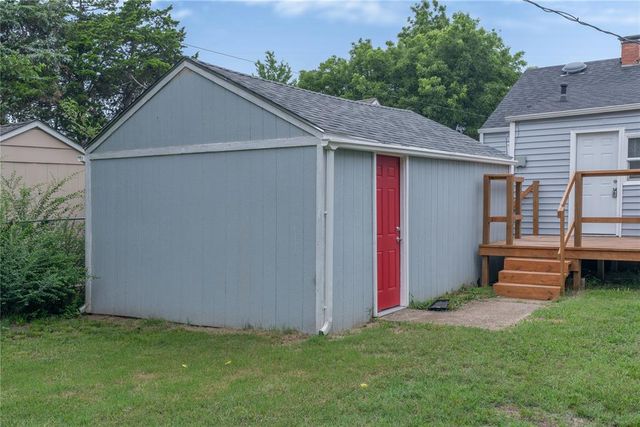 222 W Ercoupe Drive, Oklahoma City, OK 73110