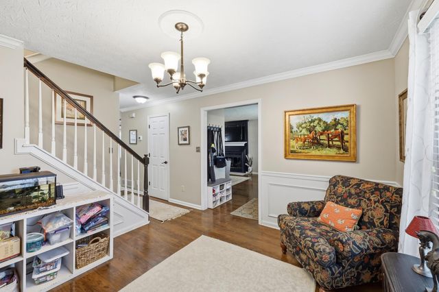 457 Whitfield Drive, Lexington, KY 40515