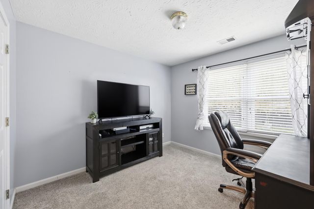 457 Whitfield Drive, Lexington, KY 40515