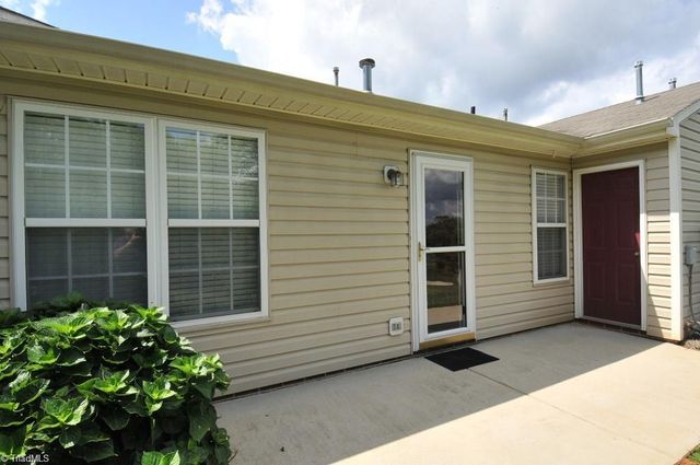128 Troonsway Road, Winston-salem, NC 27127