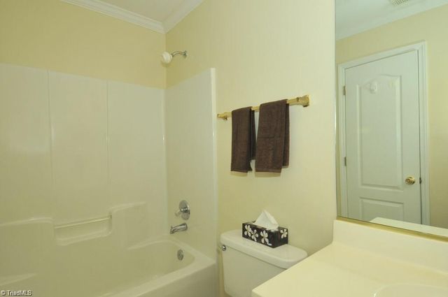 128 Troonsway Road, Winston-salem, NC 27127