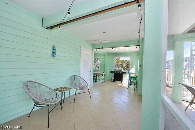 104 Washington AVE, Fort Myers Beach, FL 33931