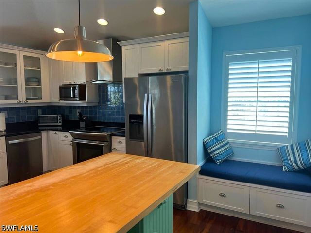 104 Washington AVE, Fort Myers Beach, FL 33931