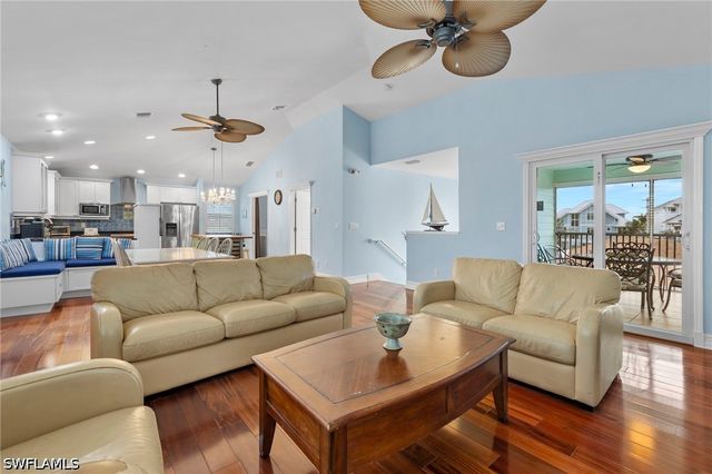 104 Washington AVE, Fort Myers Beach, FL 33931