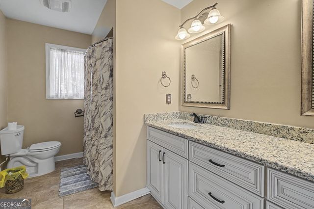 10 Laverne Court SE, Silver Creek, GA 30173