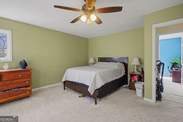 10 Laverne Court SE, Silver Creek, GA 30173