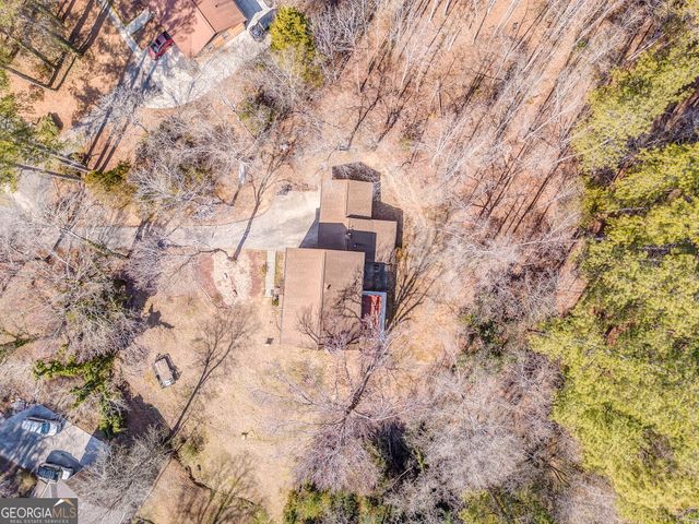 10 Laverne Court SE, Silver Creek, GA 30173