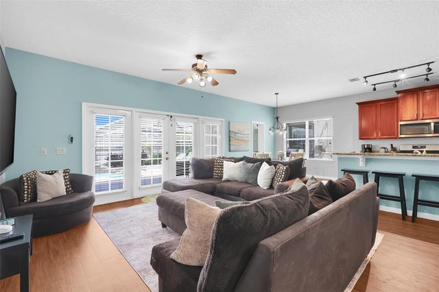 8033 ACADIA ESTATES COURT, Kissimmee, FL 34747