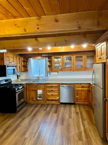 2084 5th Lane, Big Bear, CA 92314