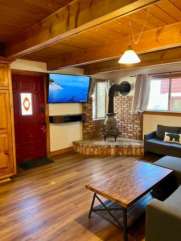 2084 5th Lane, Big Bear, CA 92314