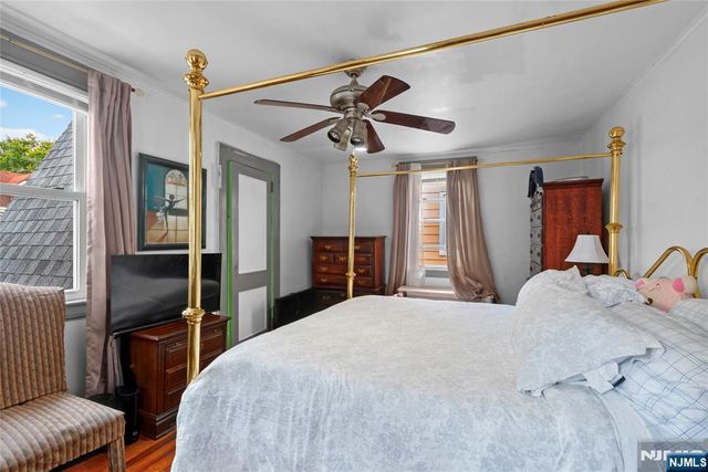 121 Schofield, Newark, NJ 07106