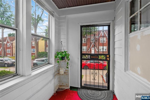 121 Schofield, Newark, NJ 07106