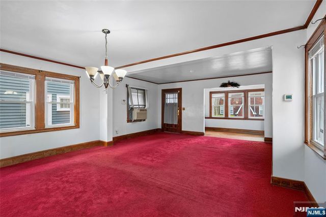 121 Schofield, Newark, NJ 07106