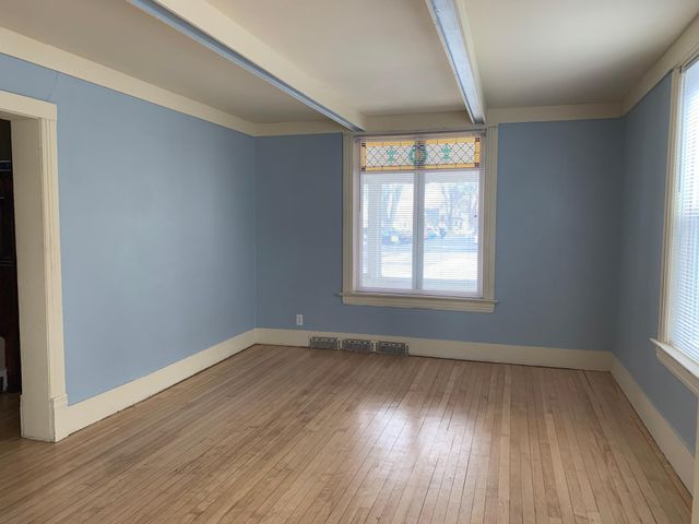 1342 3rd Avenue S, Fargo, ND 58103