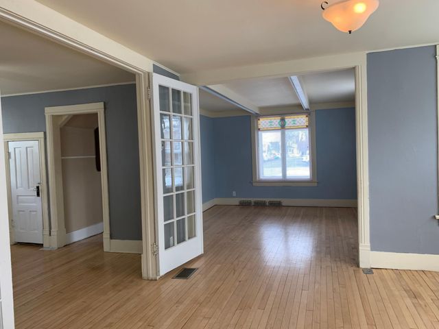 1342 3rd Avenue S, Fargo, ND 58103