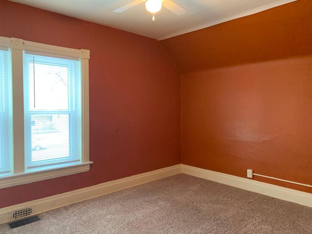 1342 3rd Avenue S, Fargo, ND 58103