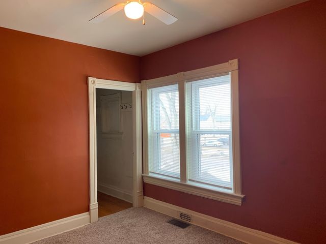 1342 3rd Avenue S, Fargo, ND 58103