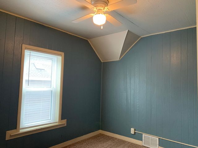 1342 3rd Avenue S, Fargo, ND 58103