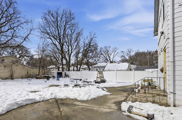 1342 3rd Avenue S, Fargo, ND 58103