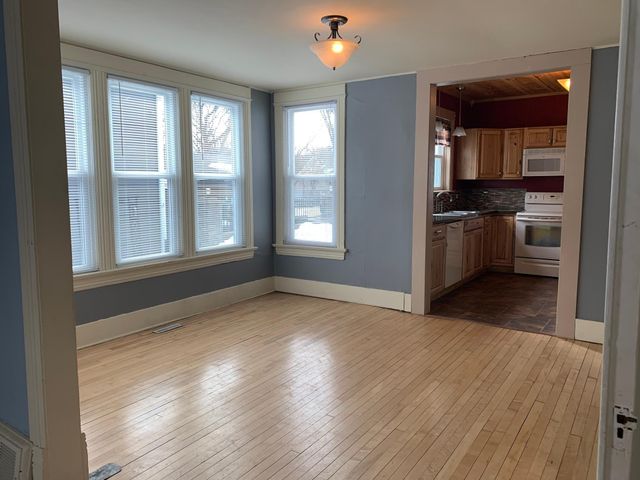 1342 3rd Avenue S, Fargo, ND 58103