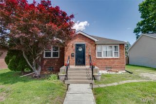 315 Doerr Street, Roxana, IL 62084