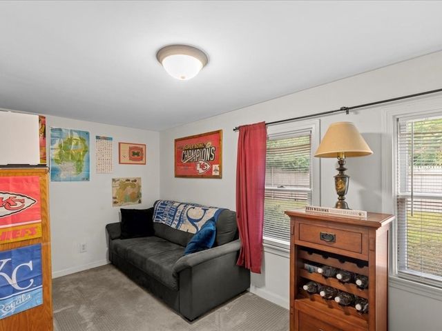35 Dwight St, Hanson, MA 02341