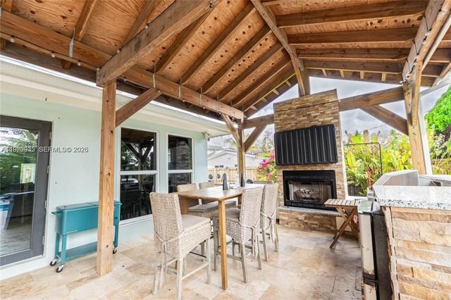 1304 N 40th Ave, Hollywood, FL 33021