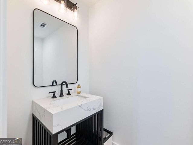 3344 N Embry Circle, Atlanta, GA 30341
