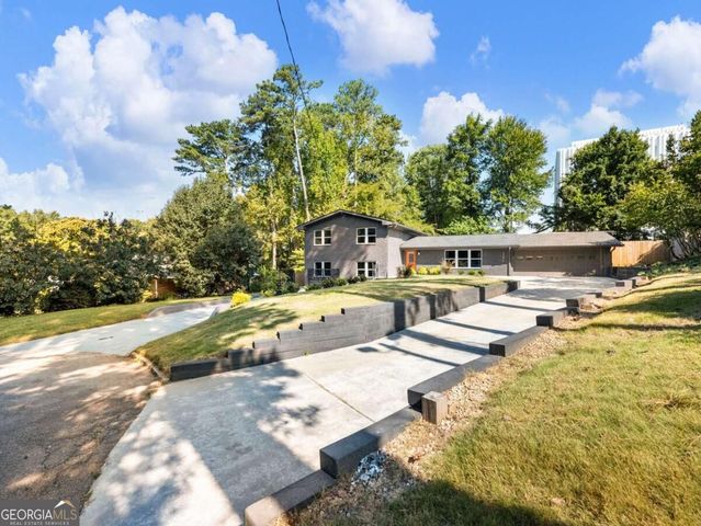 3344 N Embry Circle, Atlanta, GA 30341