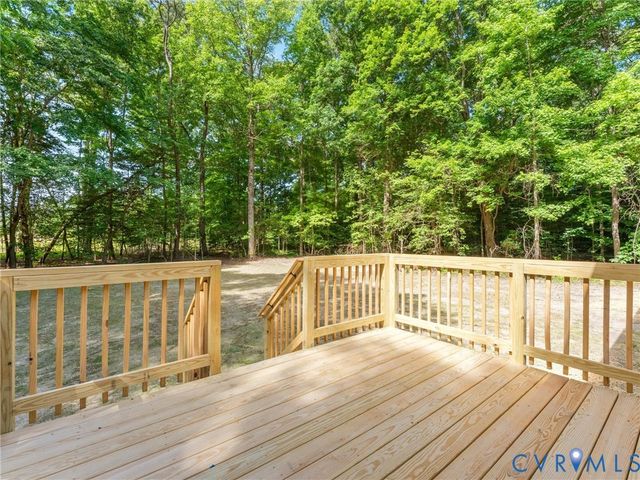 18801 The Glebe Ln, Providence Forge, VA 23030