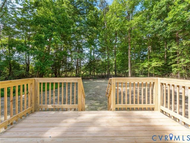 18801 The Glebe Ln, Providence Forge, VA 23030